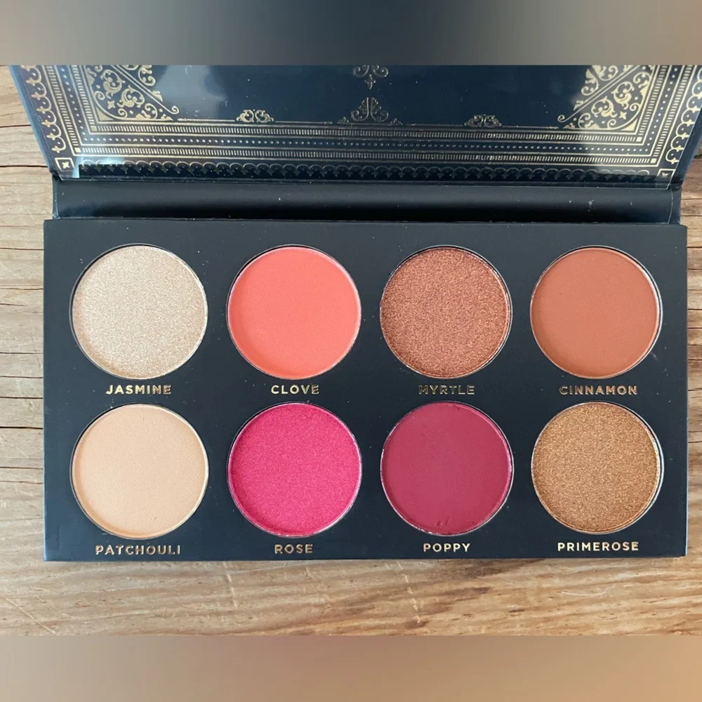 NIB Ace Beaute Grandiose Palette Eyeshadow 8 Shades New Makeup Cruelty Free